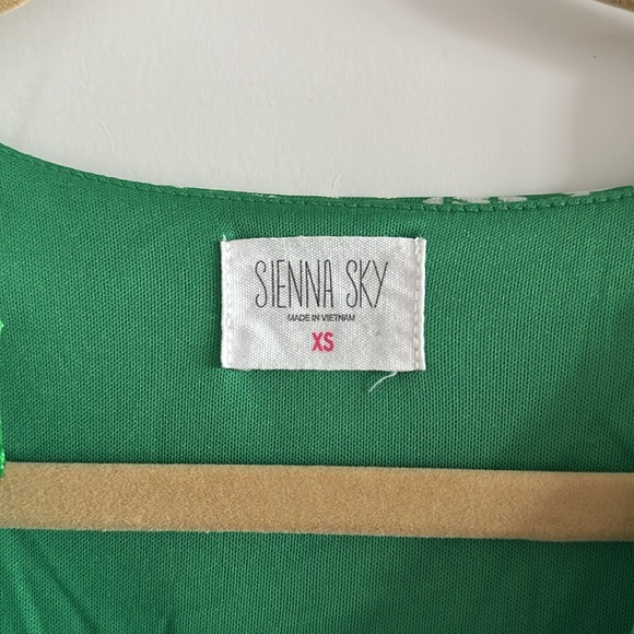 Woman’s Green Mid Calf Smocked V-Neck Dress - Size XS - Picture 2 of 8